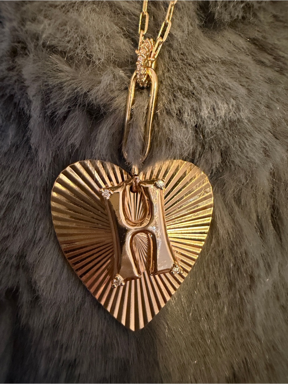 Anthropologie Gold Heart Pendant Necklace with 'H' Initial- NWT